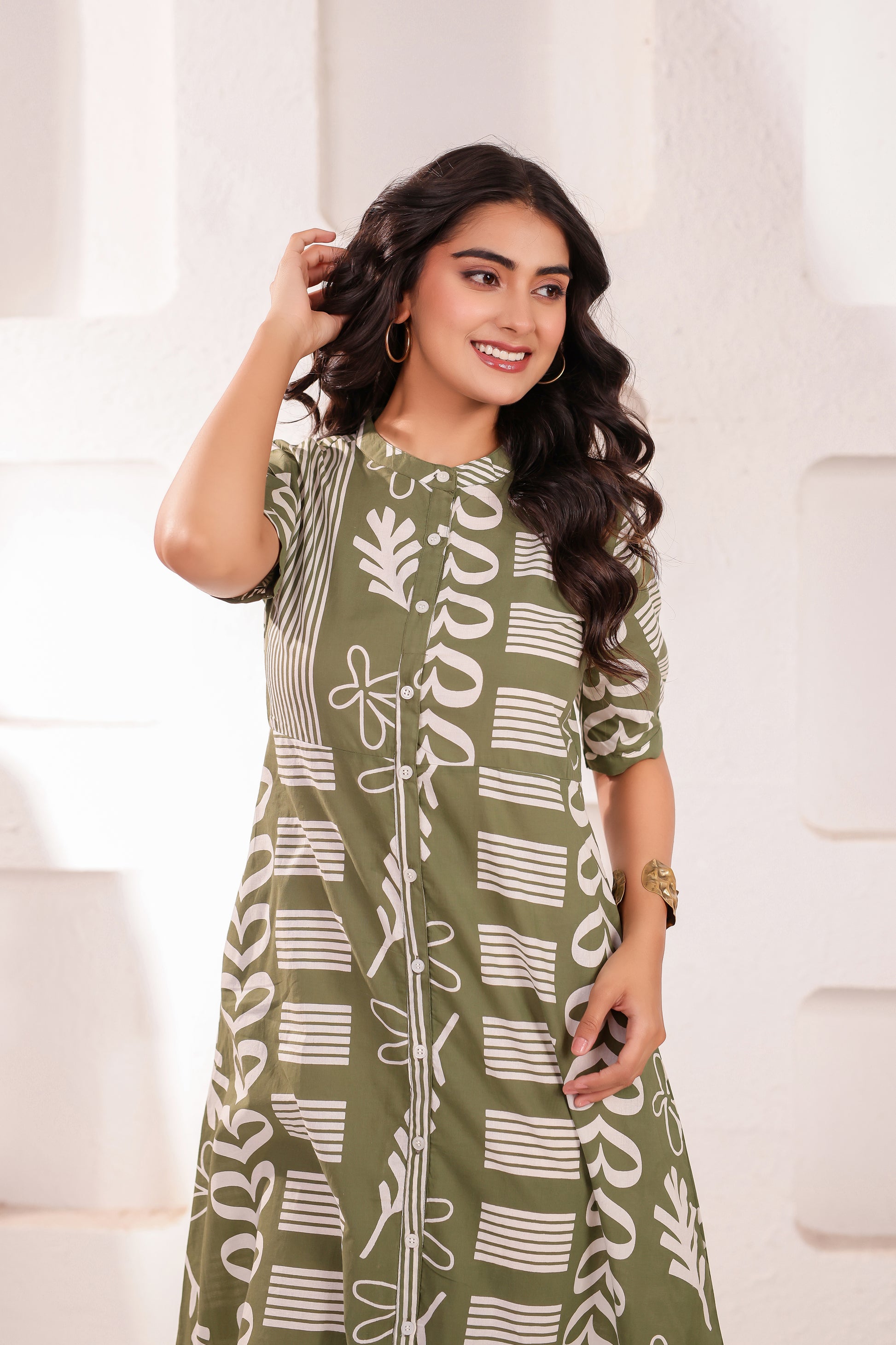 Stylish A-Line Designed Midi Dress