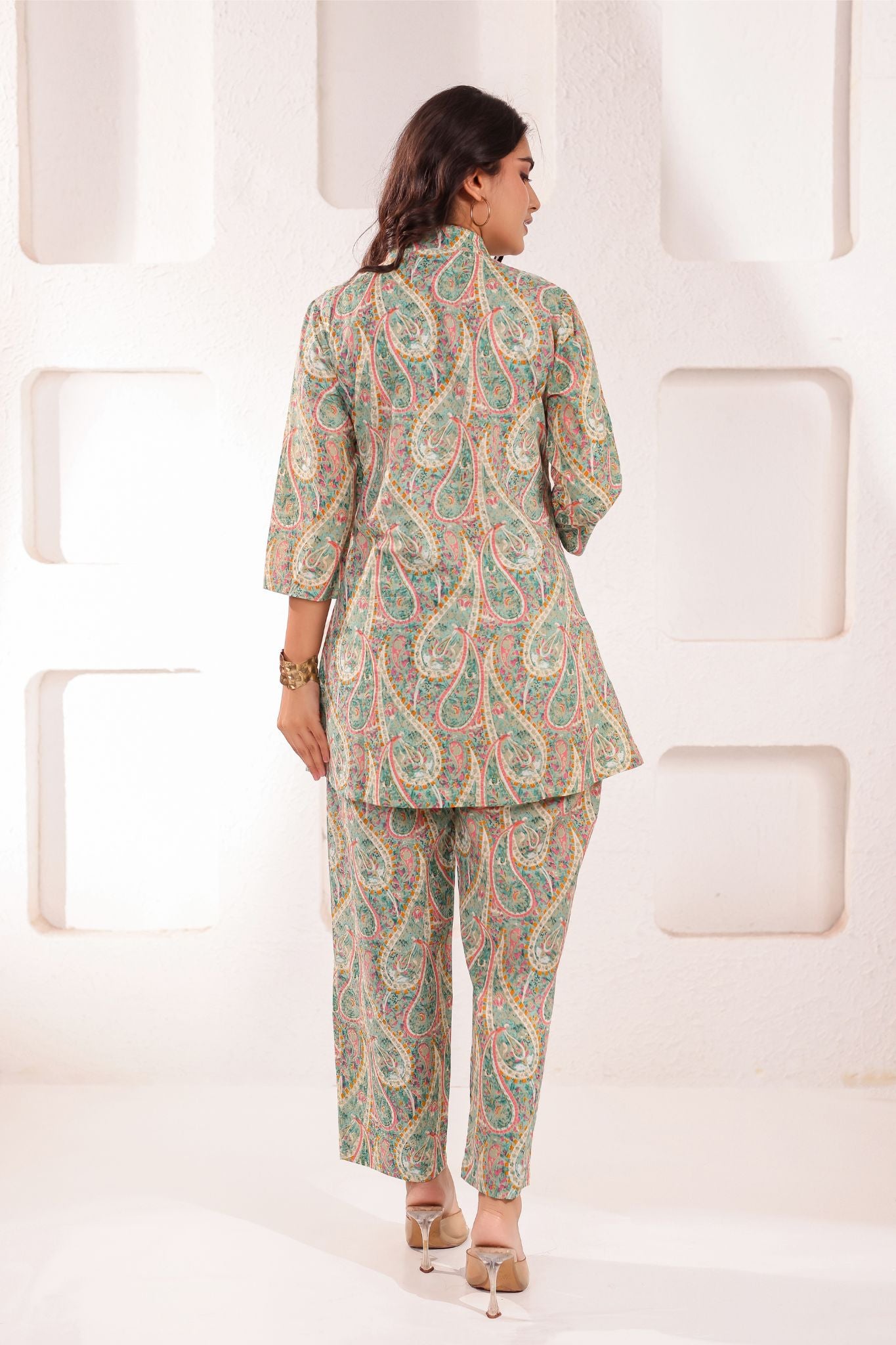 A-Line Classic V-neck Printed Co-ord Set