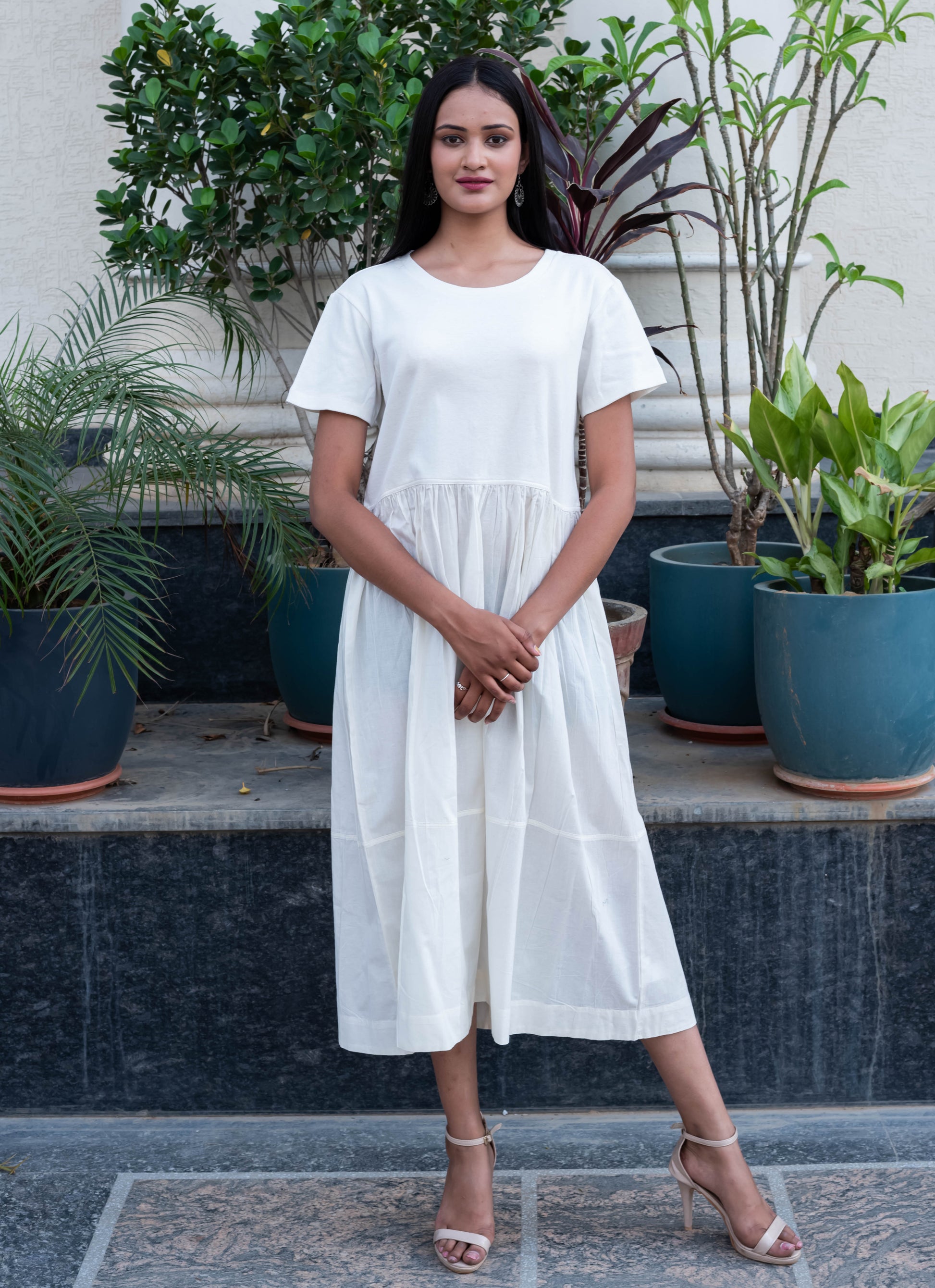 Minimalist White Cotton Gathered Midi Dress