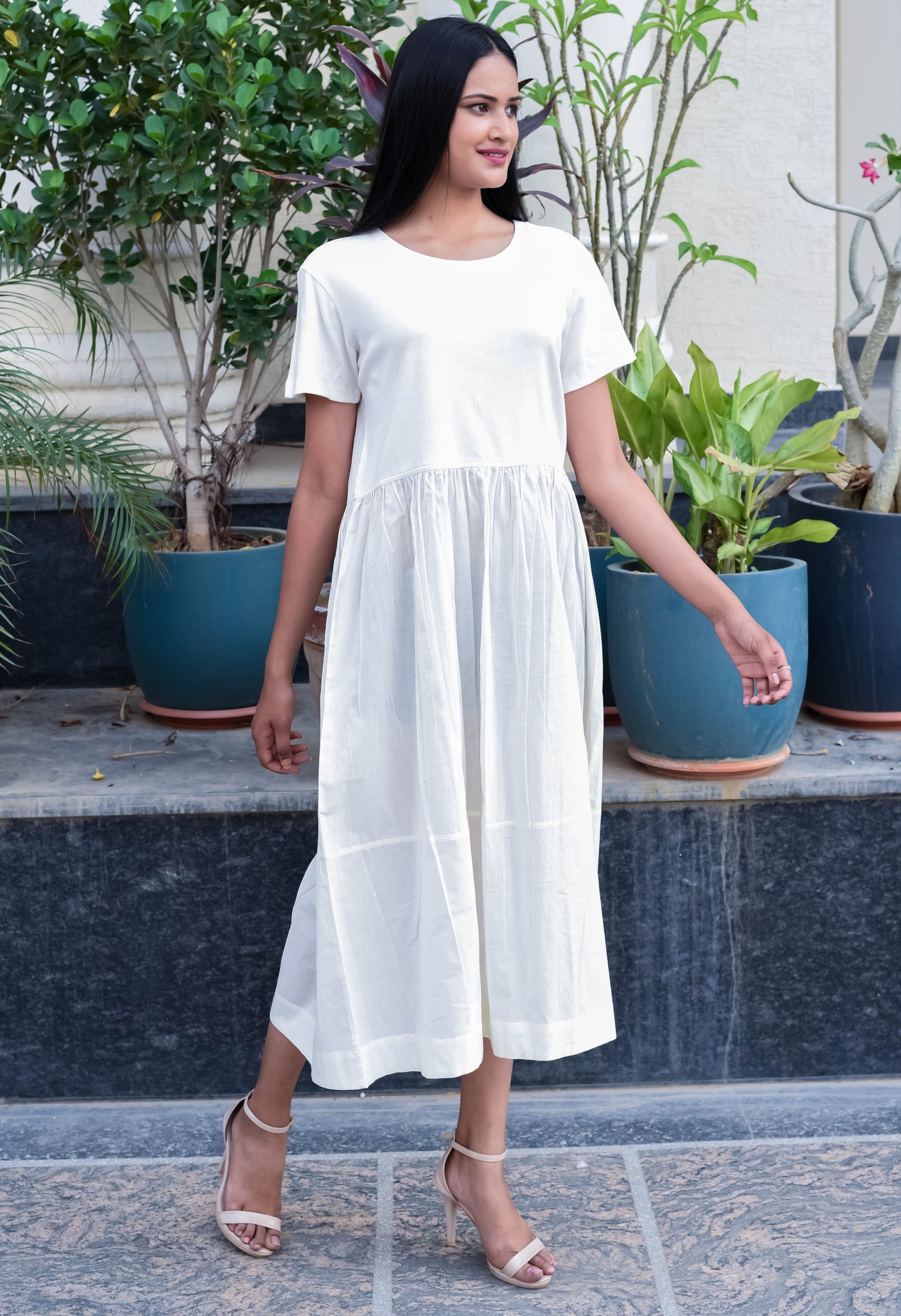 Minimalist White Cotton Gathered Midi Dress