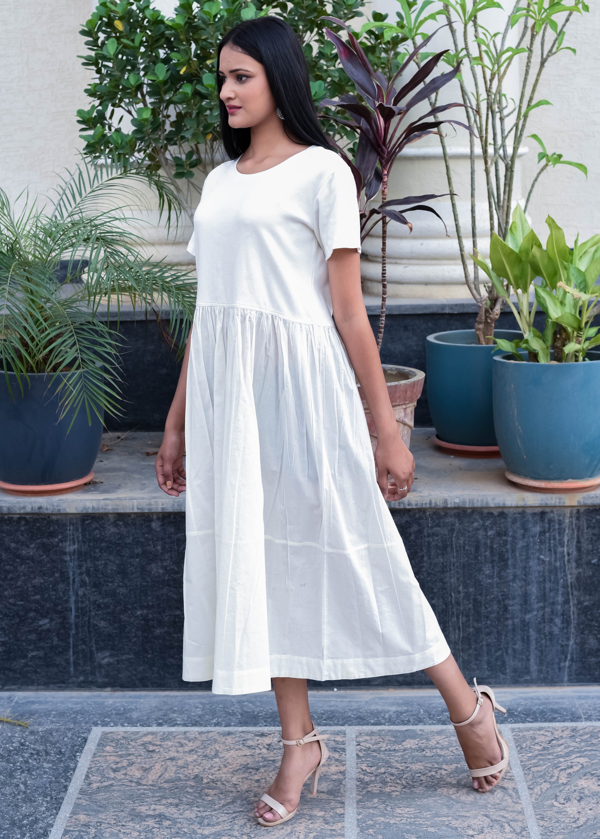 Minimalist White Cotton Gathered Midi Dress